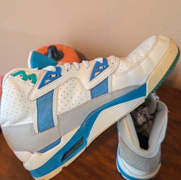 Nike Air Trainer SC Shoes in Imperial Blue/Multicolor - Picture 4 of 7